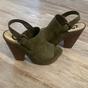 Guess by Guess Womens Platform